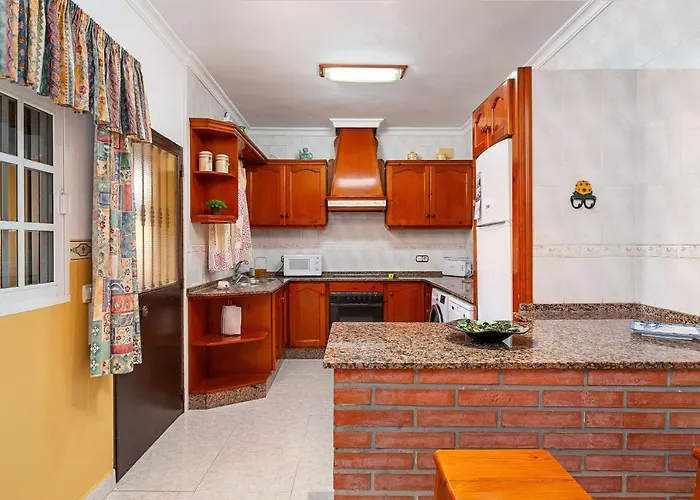 Casa Chiqui - Solo Familias منزل ريفي *