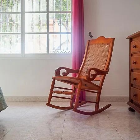 Casa Chiqui - Solo Familias منزل ريفي