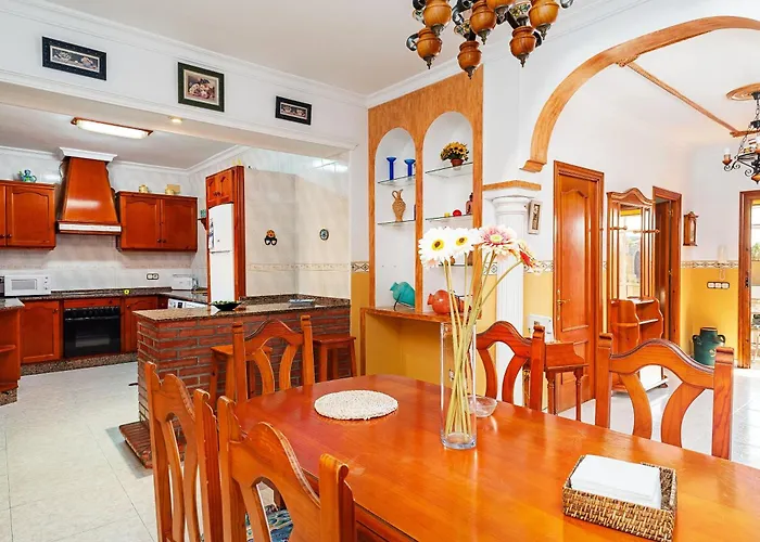 Casa Chiqui - Solo Familias Kır Evi Conil De La Frontera